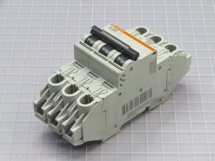 Used MERLIN GERIN _UNKNOWN_ Circuit Breakers Texas US | OCO Industrial #1684859