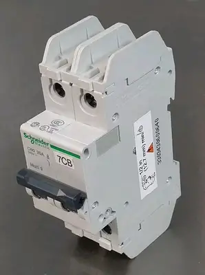 Schneider Electric 60154 20A C60 240V 2 Pole Multi 9 Breaker Loc4C4