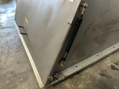 Flexicon Hopper