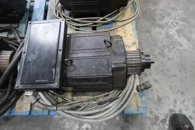 5.5/.3.7 kW, 200 volts, 500/6000 rpm Spindle Motor UAASKB-06CA3