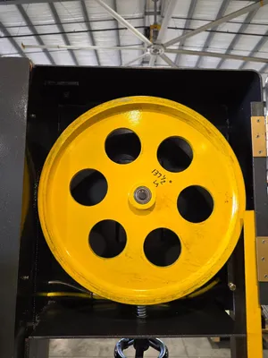 N/A 18" Vertical Band Saw Vertical Band Saws | GMT (13)