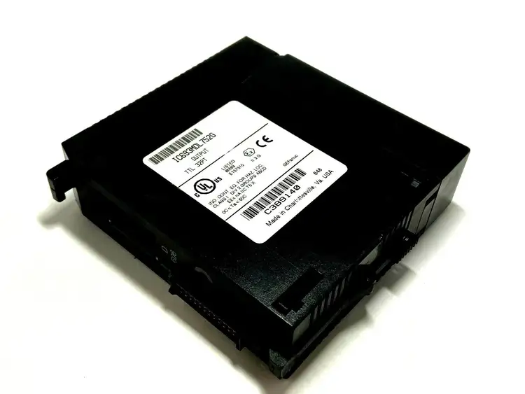 Used GE FANUC OUTPUT MODULE MISSING TOP FRONT COVER PLC Input & Output | Maverick Industrial Sales #1106546