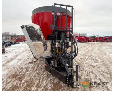 Used CLOVERDALE _UNKNOWN_ Feeder Wagons Iowa US | Keast Enterprises #1360109