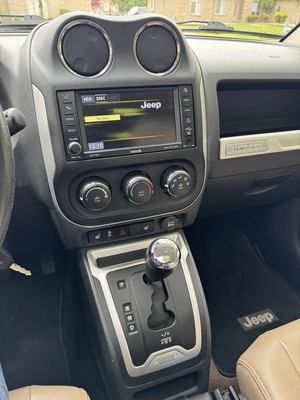 USED 2014 JEEP COMPASS