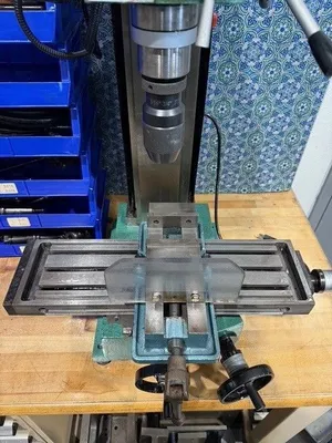 2007 GRIZZLY G0463 Milling Machines | GMT (8)