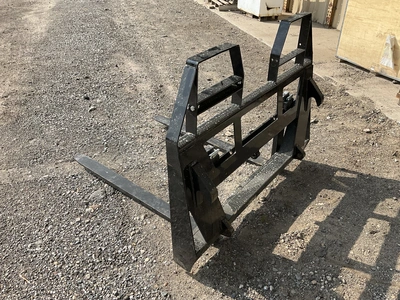 Used AGT SKID STEER FORK ATTACHMENT EURO / GLOBAL QUICK ATTACH CARRIAGE Pallet Forks Michigan US | Miedema Asset Management Group #1320304