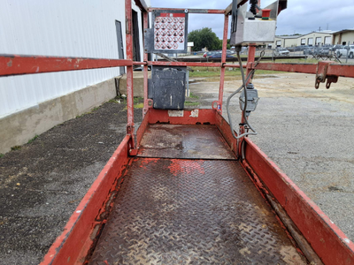 USED 2016 Skyjack SJ3219