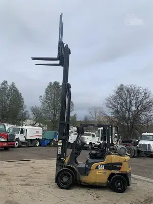 Used 2020 CATERPILLAR GP30N Internal Combustion Forklifts: Pneumatic Tire California US | Mittry Construction #1363439