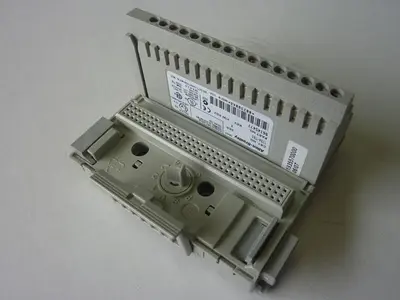 USED ALLEN BRADLEY 1794-IB16 SER A