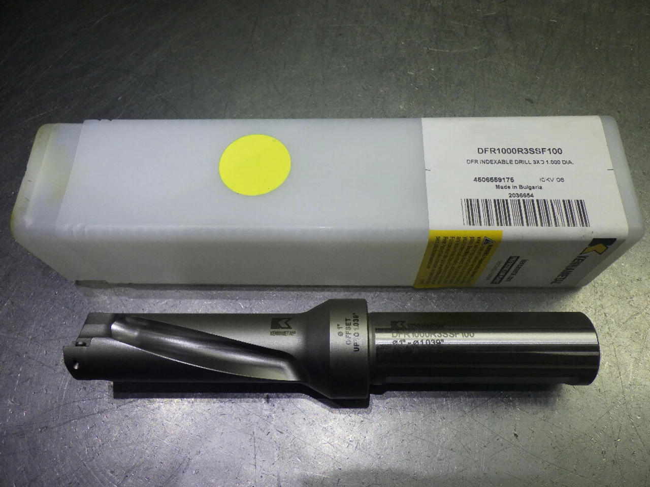 Kennametal 1" Coolant Thru 3xD Indexable Drill 1" Shank DRF1000R3SSF100 (LOC1092A)