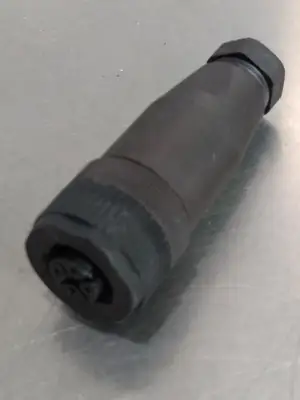 TURCK B8141-0 Proximity Switch Sensor 4-Pin Loc5B5/3