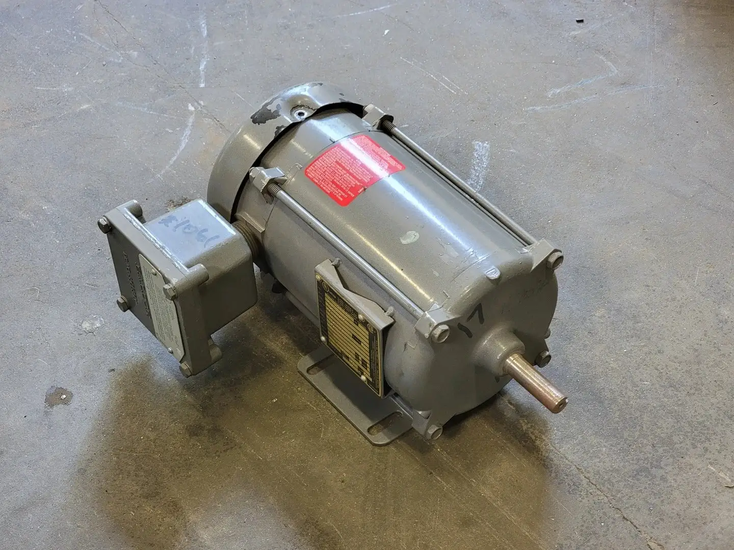 USED BALDOR M7009A