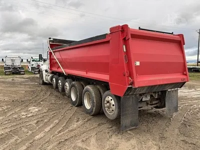 USED 2018 KENWORTH T880