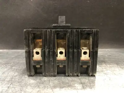 USED SQUARE D FAL36040