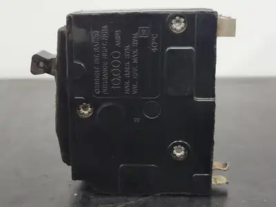 USED SQUARE D QO220