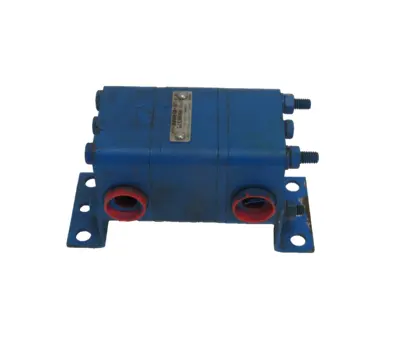 NEW VIKING PUMP GD-05BB00-GV GEAR PUMP FLOW DIVIDER GD05BB00GV