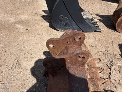 Used _UNKNOWN_ _UNKNOWN_ Multipurpose Buckets Texas US | Miedema Asset Management Group #1312814