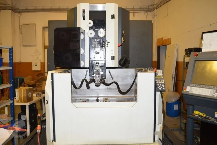 Used 2008 MAKINO DUO 43 Wire EDM SK | F.M.T. Group s.r.o. #1245859