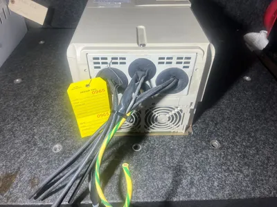 USED YASKAWA Varispeed F7