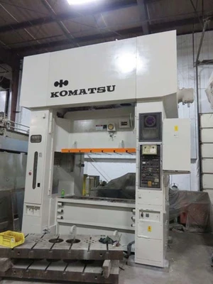 USED 1986 KOMATSU E2T-200N