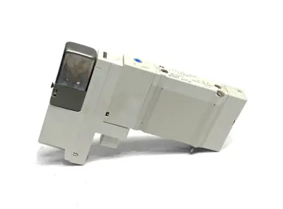 SY3100-5U1 | SMC  Solenoid Valve MISSING PLASTIC COVER - Used