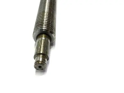 A05AI10A01 | V Axis Lead Screw 2' Overall Length - Used