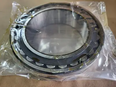 NEW SKF 23028 CC/W33