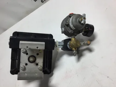 Westlock Controls Quantum Control Monitor with Pneumatic Actuator & Solenoid Valve