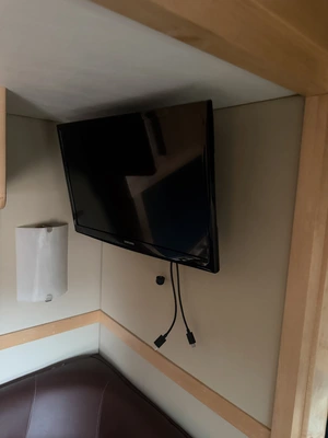 Used 2021 INTERNATIONAL SHOWHAULER CUSTOM 4X4 Campers, Caravans, Motorhomes Michigan US | Miedema Asset Management Group #1580270