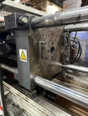 2012 NEGRI BOSSI V180 CANBIO Injection Molding Horizontal/Vertical | Machinery Network (4)