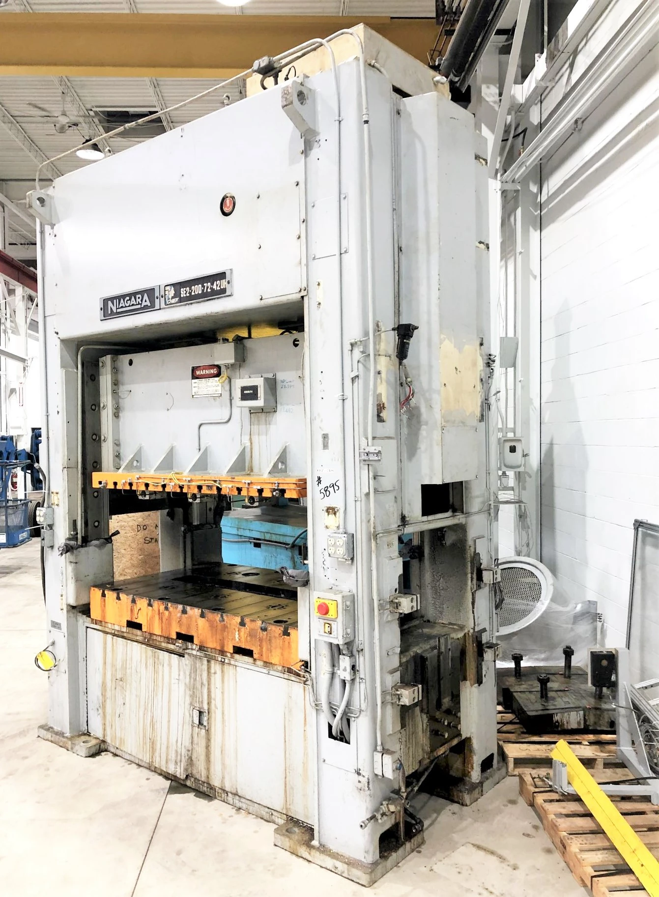 USED 1988 NIAGARA NIAGARA SE2-200-72-42-UH PRESS
