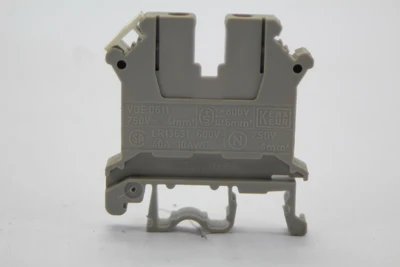 Used Phoenix Contact VDE-0611 Misc Industrial Equipment California US | Davliegogo LLC #1718544