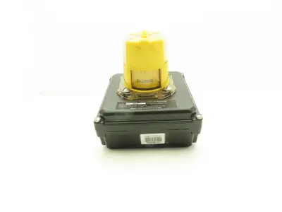 Westlock Controls 2004A Accutrak Dual Display Monitor Valve Position Switchbox