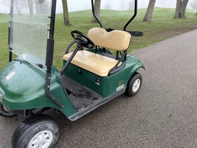 (1) 2017 E-Z-Go golf cart with a Kawasaki gas engine, model 625111G01, does not include Club canopy,...