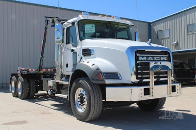New | in-Stock 2025 MACK GRANITE 64BR Rolloff Trucks Texas US | Roll Off Truck World #1491930