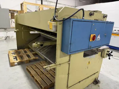 USED FARINA CFO303