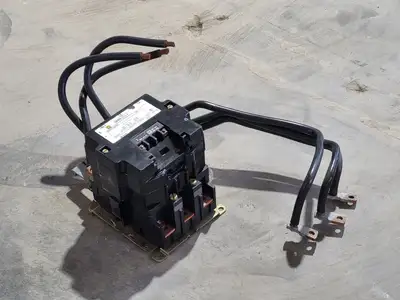 USED SQUARE D 8736SF01B76S