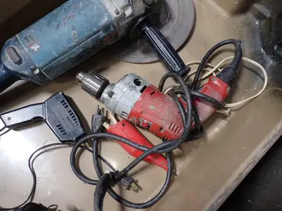 Impact Wrenches / Angle Grinders