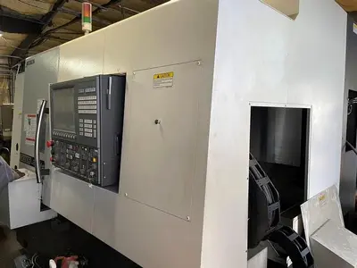 USED 2018 OKUMA GENOS L300-MYW-E X500