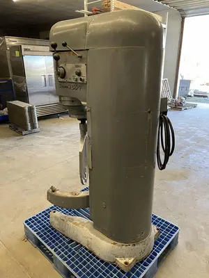USED HOBART PLANITARY MIXER 140 QT