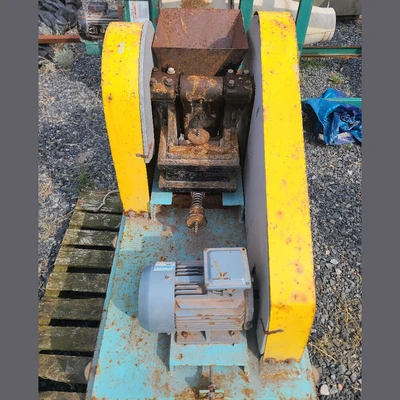 Used ATLAS NELMACO Y2-90L-4 Jaw Crushers British Columbia CA | Savona Equipment LTD #1462124
