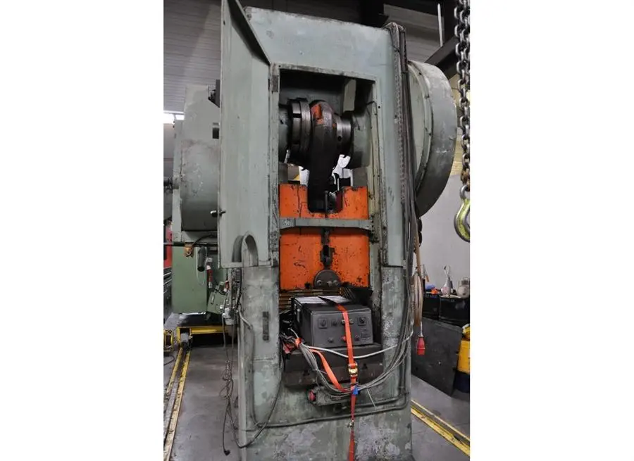 USED BELT 250 TON