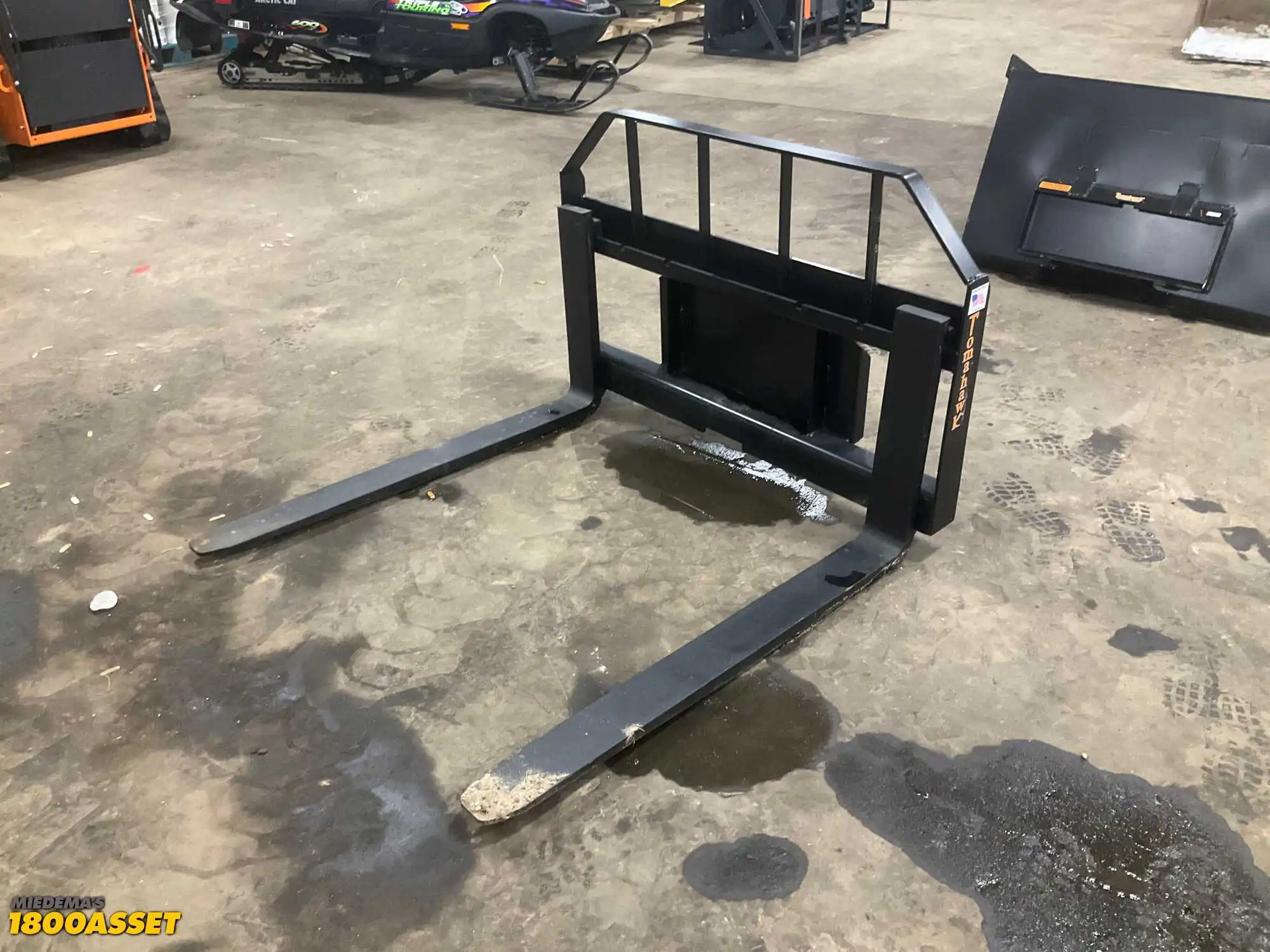 New Tomahawk 42" Fork Attachment for Mini Skid Steer, Quick Attach Carriage with (2) 42" Forks,...