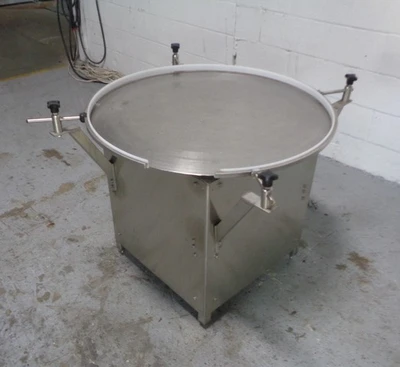 Used UNKNOWN _UNKNOWN_ Accumulation Tables California US | BakeryEquipment.com #1554497