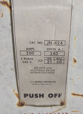 Siemens ITE JN424, 200 Amp, 240 Volt, 3P4W, Fusible Disconnect Safety Switch