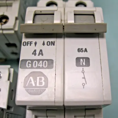 USED Allen-Bradley 1492-CB2