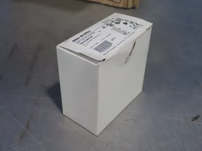 NEW ALLENBRADLEY 100E26KD00