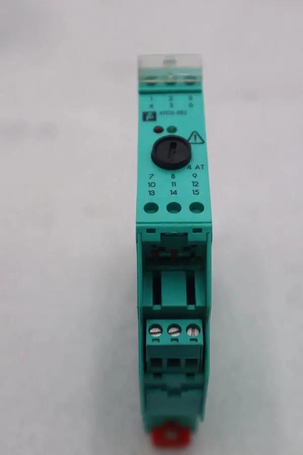 PEPPERL + FUCHS KFD2-EB2 Power Feed Module KFD2EB2 43546 STOCK K-3829