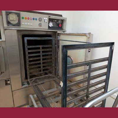 Used 1975 AMSCO (AMERICAN STERILIZER COMPANY) VACAMATIC "A" Autoclaves British Columbia CA | Savona Equipment LTD #1345051