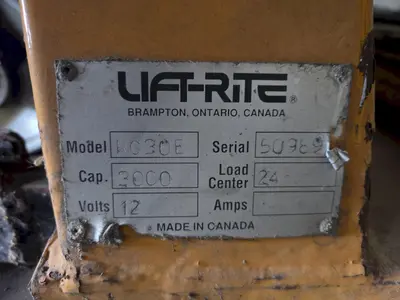 3000 LB CAPACITY LIFT RITE ELECTRIC PALLET JACK. STOCK # 0640423.